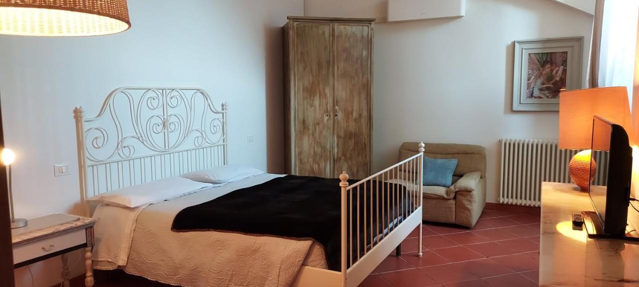 B&B Palazzo Oddo Albenga Zewnętrze zdjęcie