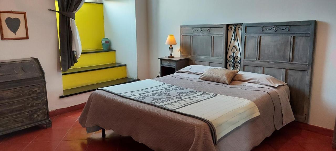 B&B Palazzo Oddo Albenga Zewnętrze zdjęcie