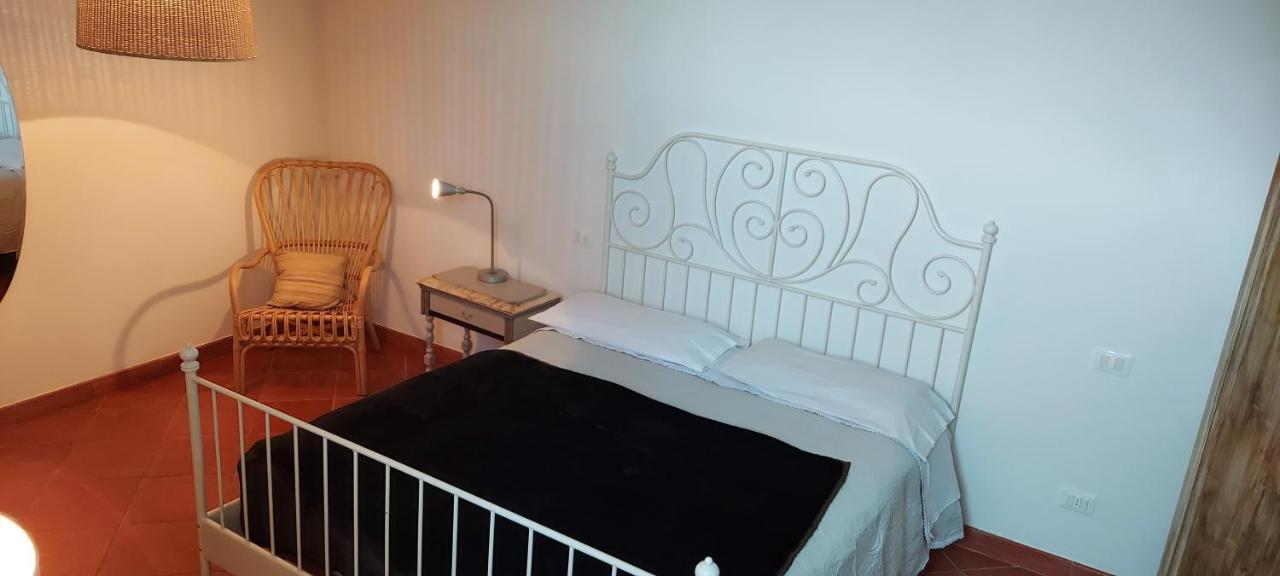 B&B Palazzo Oddo Albenga Zewnętrze zdjęcie